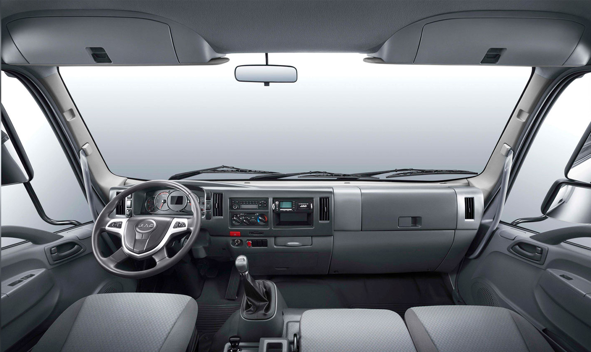 JAC N90 салон